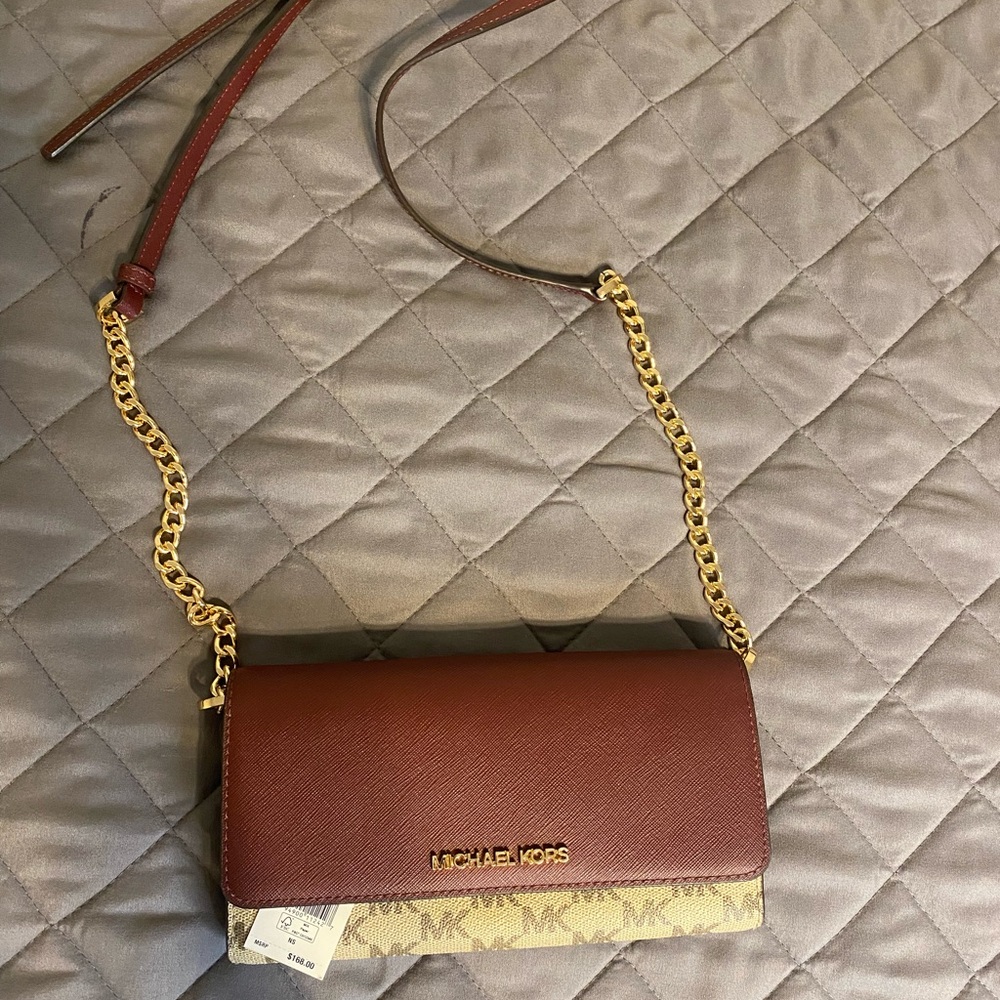 New with tags stylish Michael Kors bag
